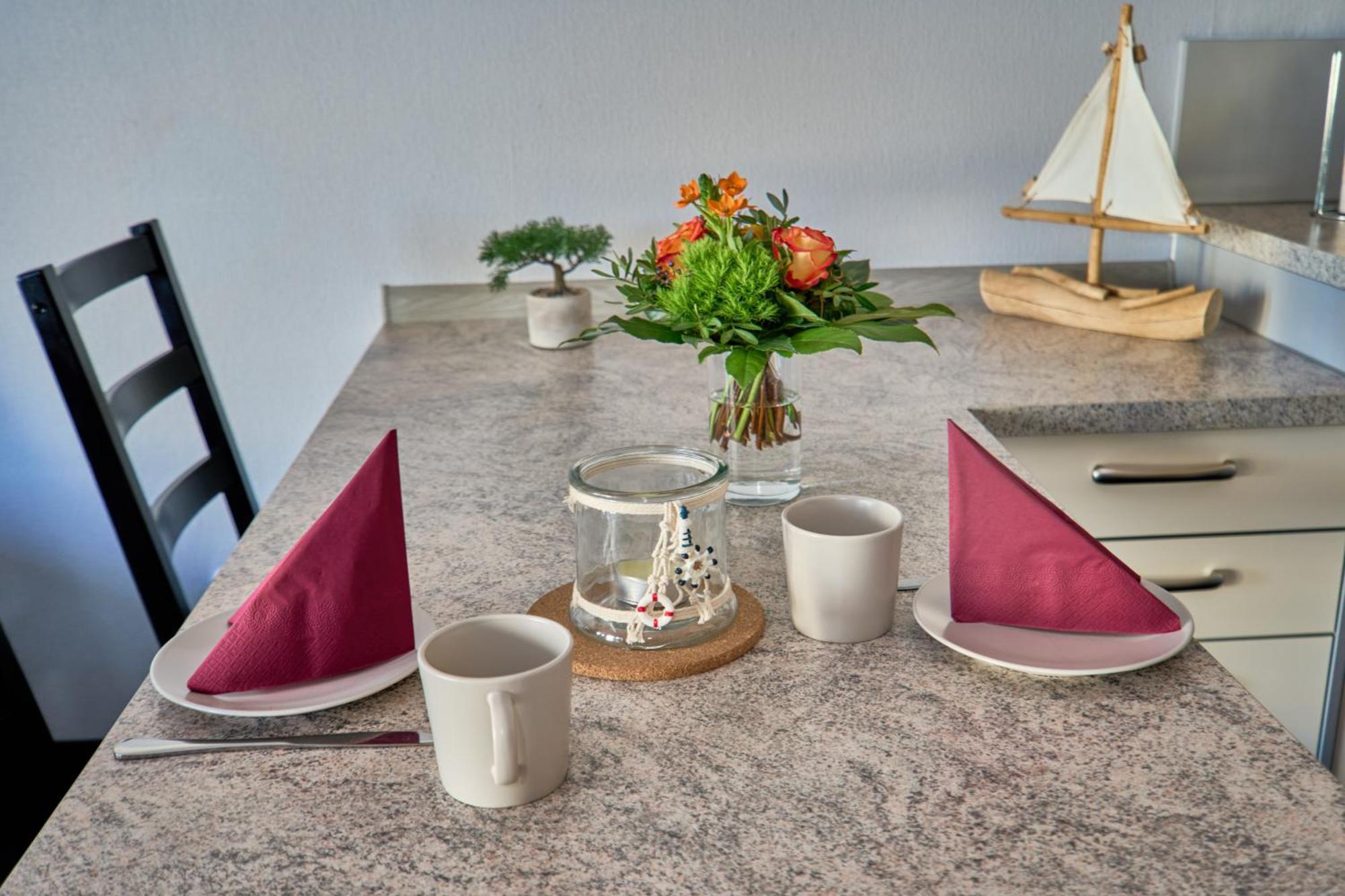 Frische Brise Ferienwohnung Mit Meerblick Cuxhaven Exterior photo